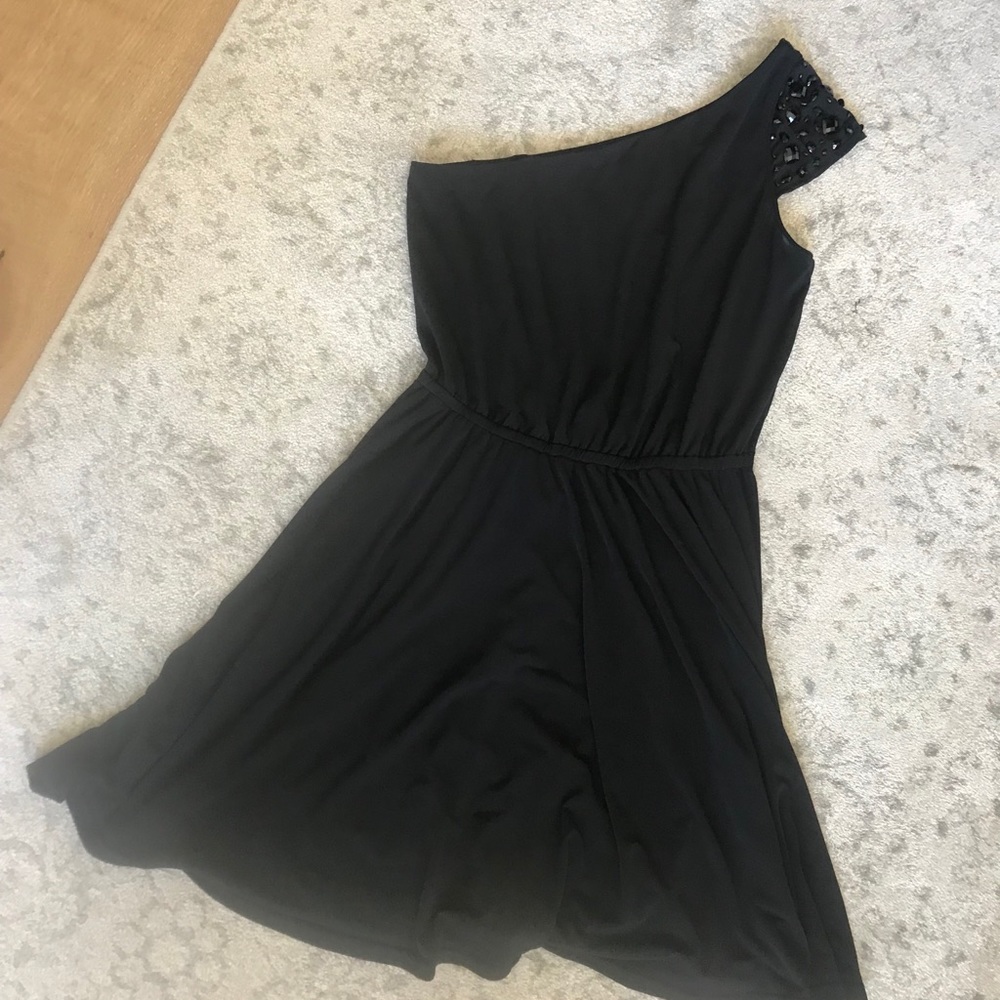 One shoulder Jessica Simpson Dress.